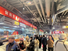 <b><b>胖东来模式深耕金陵：永辉南京再开两店五店共</b></b>